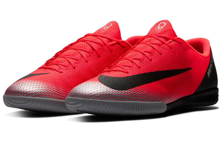 Lookbook Nike Mercurial Vapor X 12 刺客 12 Academy CR7 室内场地足球鞋 紅黑拼色