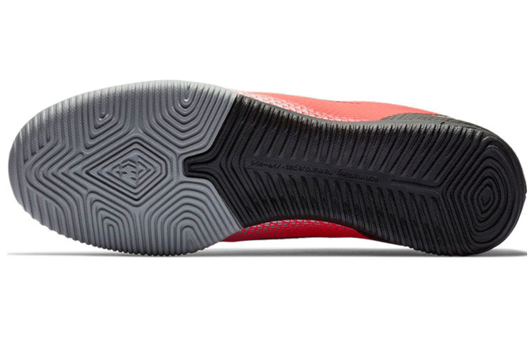 Purchase Nike Mercurial Vapor X 12 刺客 12 Academy CR7 室内场地足球鞋 紅黑拼色