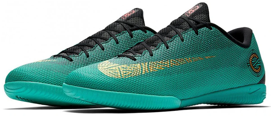 耐吉 Mercurial VaporX 12 學院 CR7 室內 足球鞋 綠黑 Lookbook 耐吉 Mercurial VaporX 12 學院 CR7 室內 足球鞋 綠黑