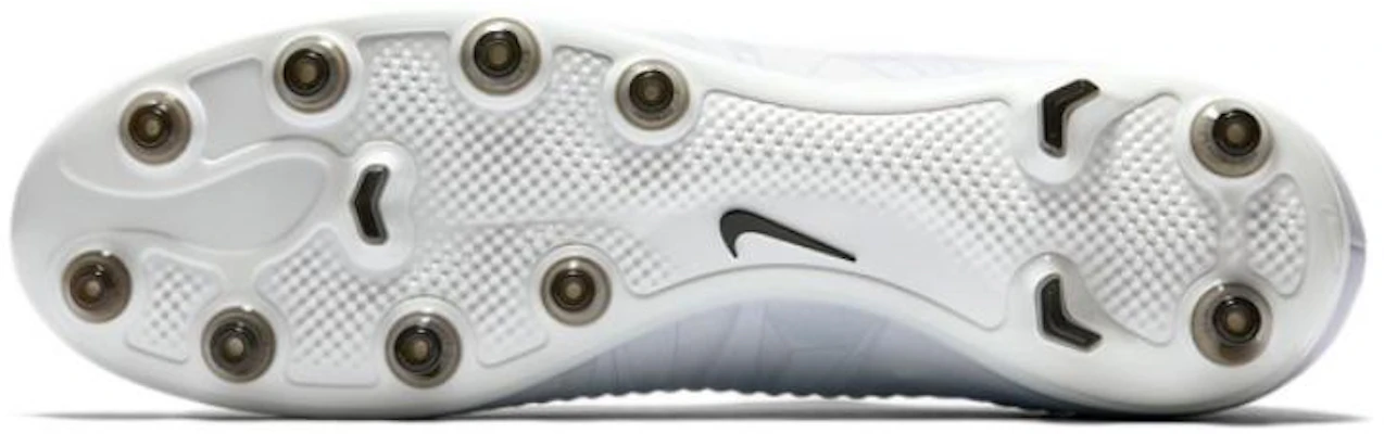 Nike Mercurial Veloce 3 AG ''CR7 Cool Grey'' Grijs Voetbalschoenen 858735-401 Details for Nike Mercurial Veloce 3 AG ''CR7 Cool Grey'' Grijs Voetbalschoenen 858735-401