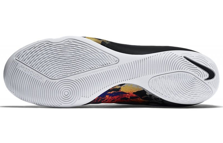 Details for Nike Mercurial Victory 5 CR7 ''Zwart Total Crimson'' 684875-018