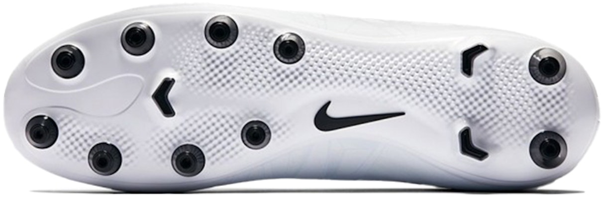 Nike Mercurial Victory 6 Dynamic Fit CR7 AG-PRO 'White Ronaldo' 903602-401 Details for Nike Mercurial Victory 6 Dynamic Fit CR7 AG-PRO 'White Ronaldo' 903602-401