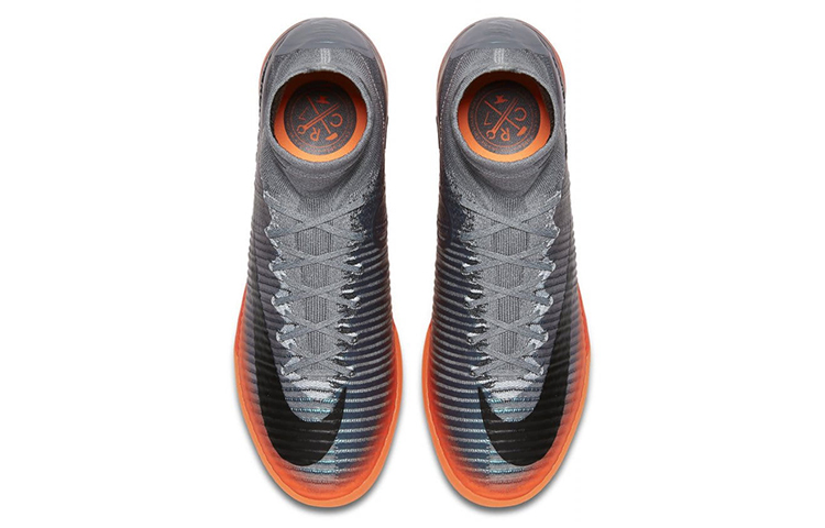 Shop Nike MercurialX Proximo 2 CR7 IC ''Silber'' 852538-001