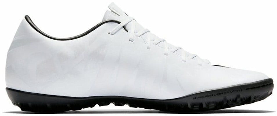 Nike MercurialX Victory 6 CR7 TF C羅 草地足球鞋 白黑色 Order Nike MercurialX Victory 6 CR7 TF C羅 草地足球鞋 白黑色