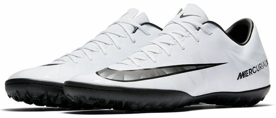 Nike MercurialX Victory 6 CR7 TF C羅 草地足球鞋 白黑色 Lookbook Nike MercurialX Victory 6 CR7 TF C羅 草地足球鞋 白黑色