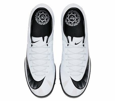 Nike MercurialX Victory 6 CR7 TF C羅 草地足球鞋 白黑色 Shop Nike MercurialX Victory 6 CR7 TF C羅 草地足球鞋 白黑色