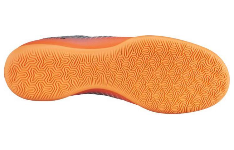 Details for 耐克 MercurialX Victory VI IC CR7 ‘银橙’ 852526-001