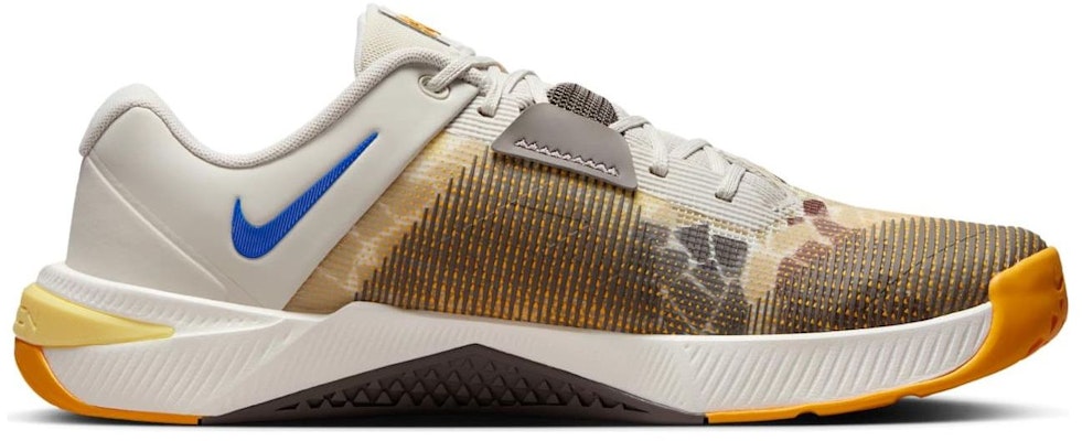 Nike Metcon 10 AMP 'Light Bone Cave Stone' HQ2615-001 Details for Nike Metcon 10 AMP 'Light Bone Cave Stone' HQ2615-001