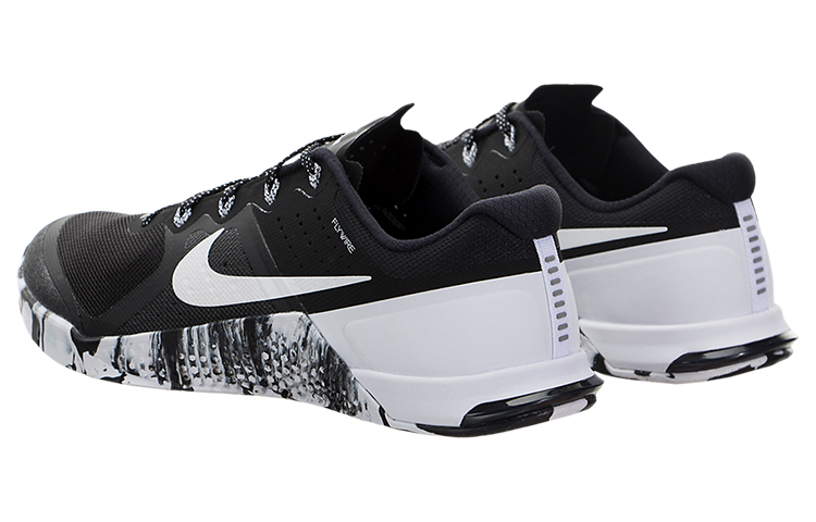 Lookbook Nike Metcon 2 'Hitam' 819899-010