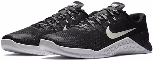 Shop 耐吉 Metcon 4 低筒編織訓練鞋 黑白