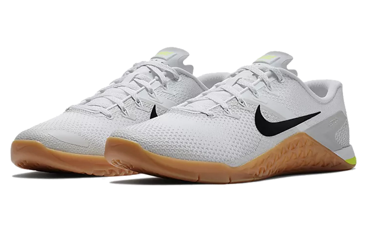 Lookbook Nike Metcon 4 ''Light Bone Gum'' Scarpe da Training. AH7453-100