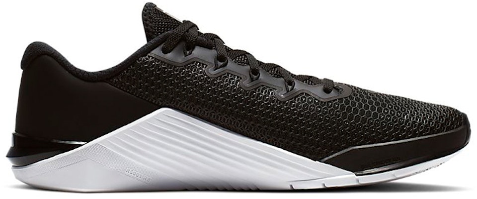 ナイキ メトコン 5 "ブラック/ホワイト" AQ1189-090 Order ナイキ メトコン 5 "ブラック/ホワイト" AQ1189-090