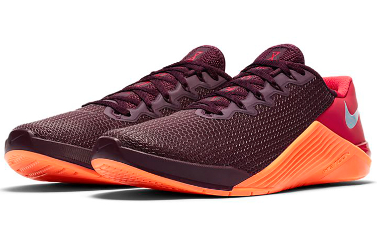 Lookbook 耐克 Metcon 5 '夜栗橙' AQ1189-656