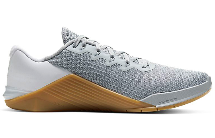 Nike Metcon 5 'Wolf Grey Gum' 圖 2