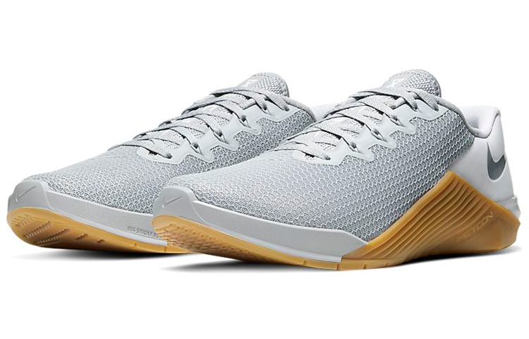 Nike Metcon 5 'Wolf Grey Gum' 圖 3