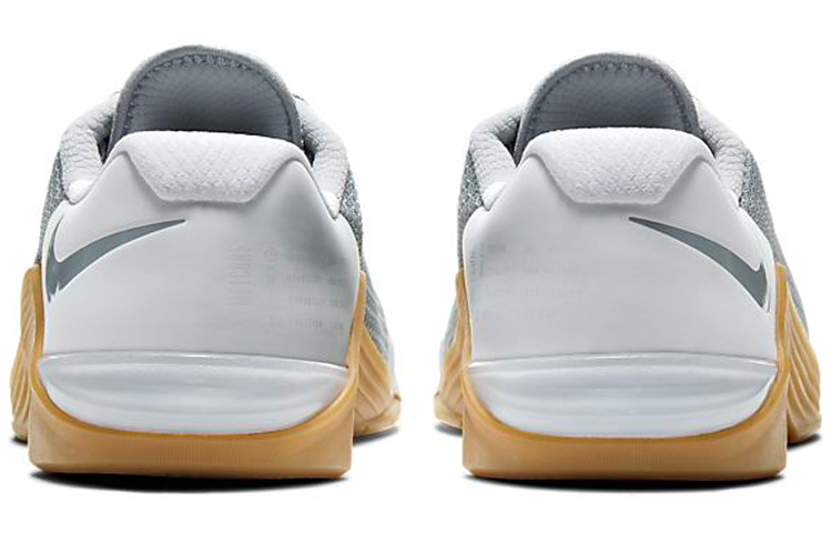 Nike Metcon 5 'Wolf Grey Gum' 圖 5