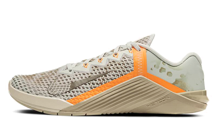 Buy 耐吉 Metcon 6 淡褐橙