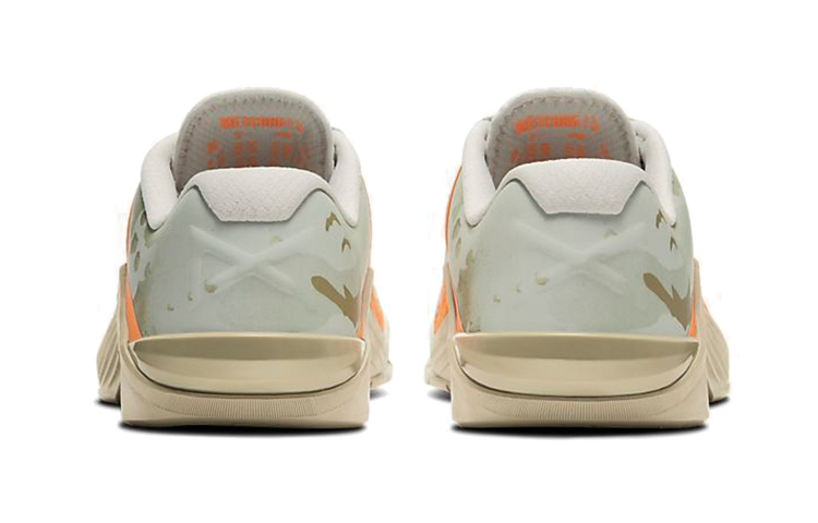 Purchase 耐吉 Metcon 6 淡褐橙