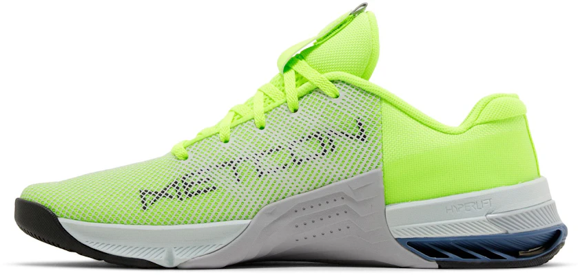 Nike Metcon 8 ''Volt Blu Diffuso'' DO9328-700 Lookbook Nike Metcon 8 ''Volt Blu Diffuso'' DO9328-700