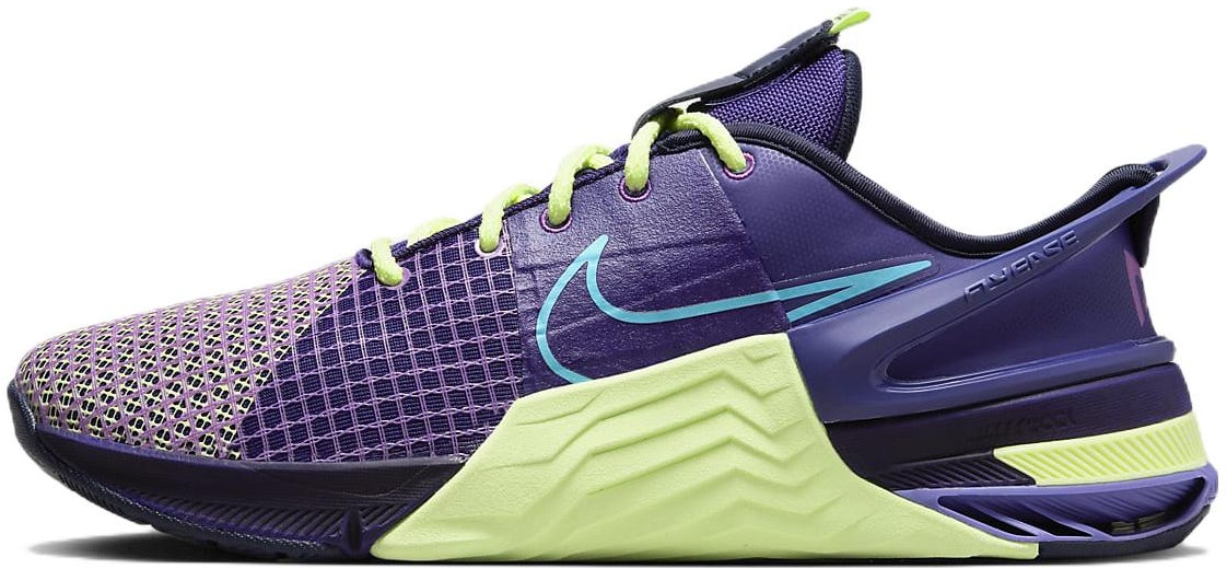 nike-metcon-8-fly-ease-amp-court-purple-barely-volt