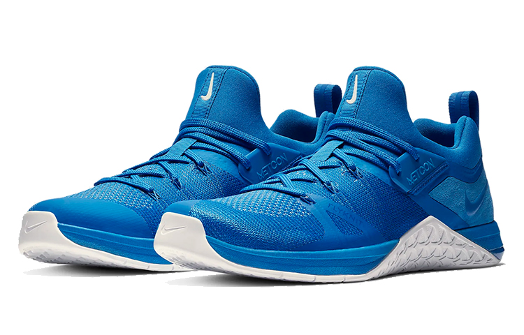 Lookbook 耐克 Metcon Flyknit 3 '游戏皇家' AQ8022-401