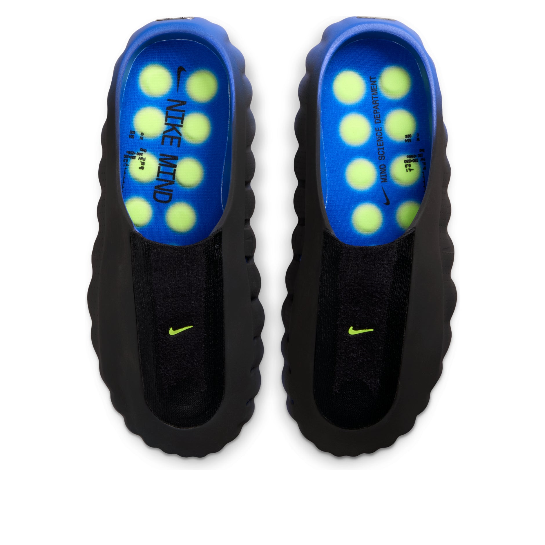 Lookbook Nike Mind 001 Flyknit ''Hyper Royal'' Sneakers. IR2175-400