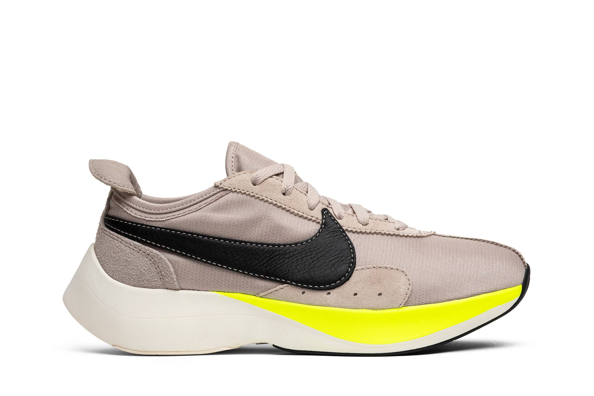 Buy ナイキ ムーンレーサー "ストリング" AQ4121-200