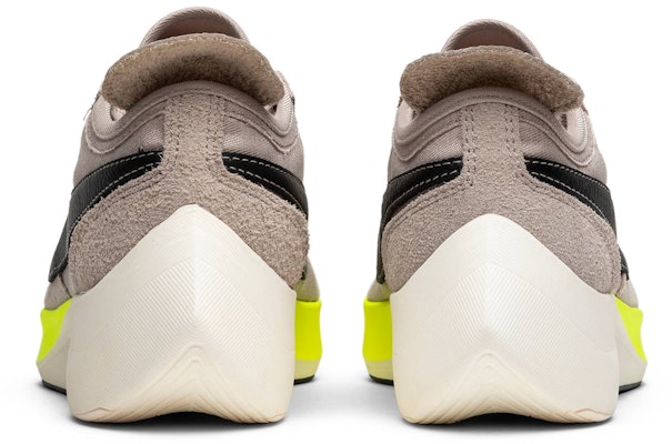 耐克月球赛车系列 '米黄色' AQ4121-200 Details for 耐克月球赛车系列 '米黄色' AQ4121-200