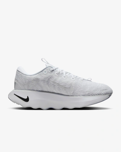 Nike Motiva 'White Black Pure'