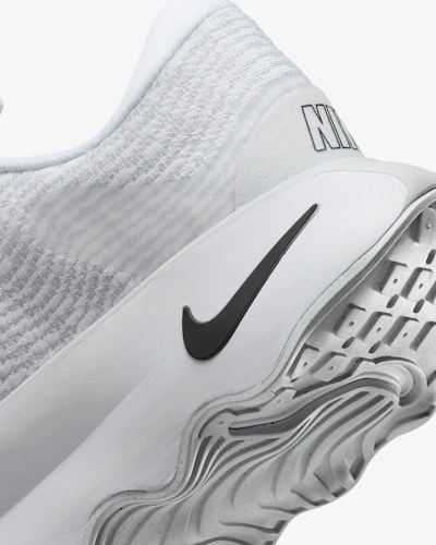 Nike Motiva 'White Black Pure'