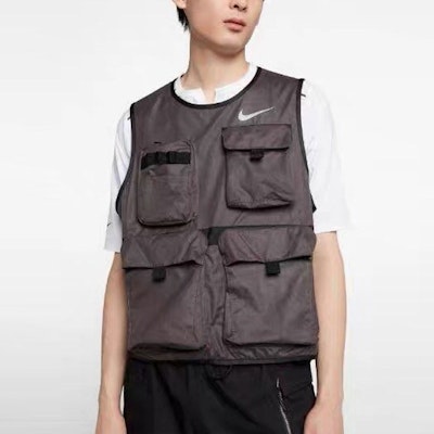 Nike Rompi Lari Multi-Saku Utility Abu-Abu CT2194-018 Shop Nike Rompi Lari Multi-Saku Utility Abu-Abu CT2194-018