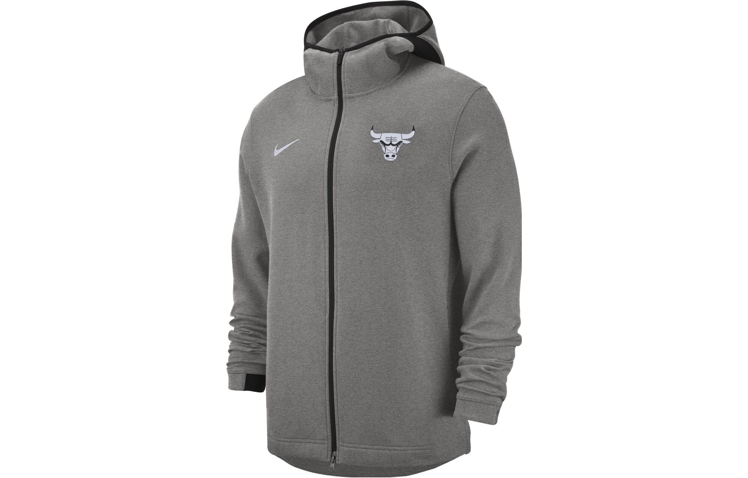 Shop Nike NBA 芝加哥公牛隊徽印花連帽外套 灰色 940867-032