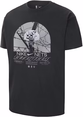 Nike NBA Courtside Brooklyn Nets Graphic Loose-Fit Basketball Tee Black () DR6289-010 Buy Nike NBA Courtside Brooklyn Nets Graphic Loose-Fit Basketball Tee Black () DR6289-010