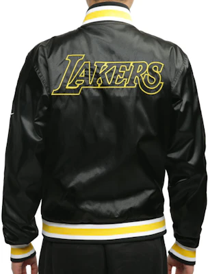 Nike NBA Los Angeles Lakers Reversible Bomber Jacket Black AV3544-010 Shop Nike NBA Los Angeles Lakers Reversible Bomber Jacket Black AV3544-010