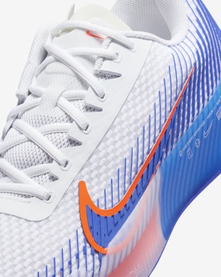 Nike NikeCourt Air Zoom Vapor 11 'Putih Merah Hyper' DR6966-105 Sizing Nike NikeCourt Air Zoom Vapor 11 'Putih Merah Hyper' DR6966-105