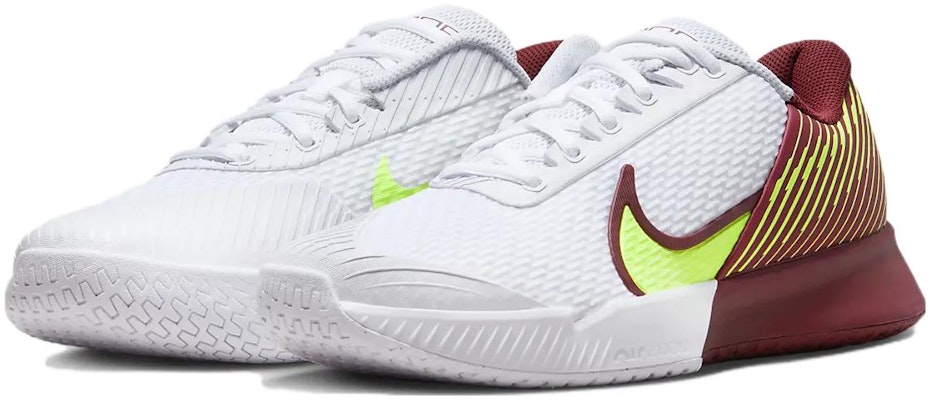 Nike NikeCourt Air Zoom Vapor Pro 2 HC 'Putih Team Red' DR6191-104 Lookbook Nike NikeCourt Air Zoom Vapor Pro 2 HC 'Putih Team Red' DR6191-104
