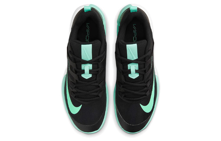 Shop Nike Vapor Lite HC 防滑減震 低筒運動網球鞋 黑綠