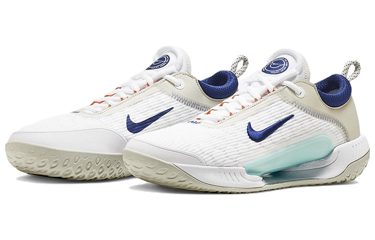 Shop Nike Zoom Court NXT HC 硬地網球場球鞋 白藍