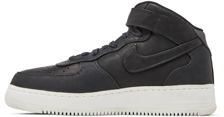 耐克NikeLab空军1号中帮“黑色” 905619-001 Lookbook 耐克NikeLab空军1号中帮“黑色” 905619-001