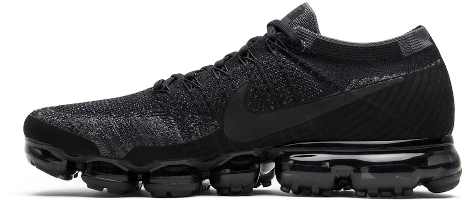 Nike NikeLab Air VaporMax 'Triple Black' Sepatu Sneaker Hitam Triple 899473-003 Lookbook Nike NikeLab Air VaporMax 'Triple Black' Sepatu Sneaker Hitam Triple 899473-003