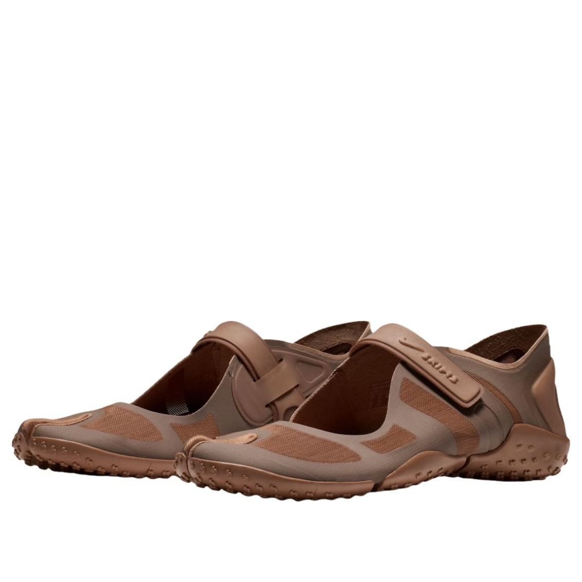 Lookbook Nike SKIMS Air Rift ''Archaeo Brown'' 耐克分趾鞋 咖啡色 IO7694-201