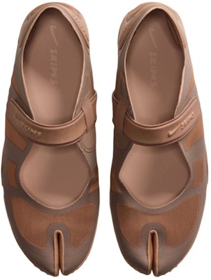 Nike SKIMS Air Rift ''Archaeo Brown'' 耐克分趾鞋 咖啡色 IO7694-201 Shop Nike SKIMS Air Rift ''Archaeo Brown'' 耐克分趾鞋 咖啡色 IO7694-201