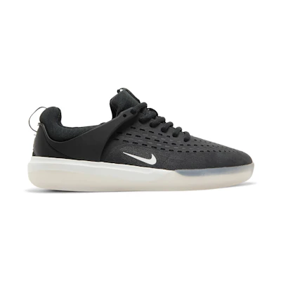 Nike Nyjah 3 SB 'Black White'
