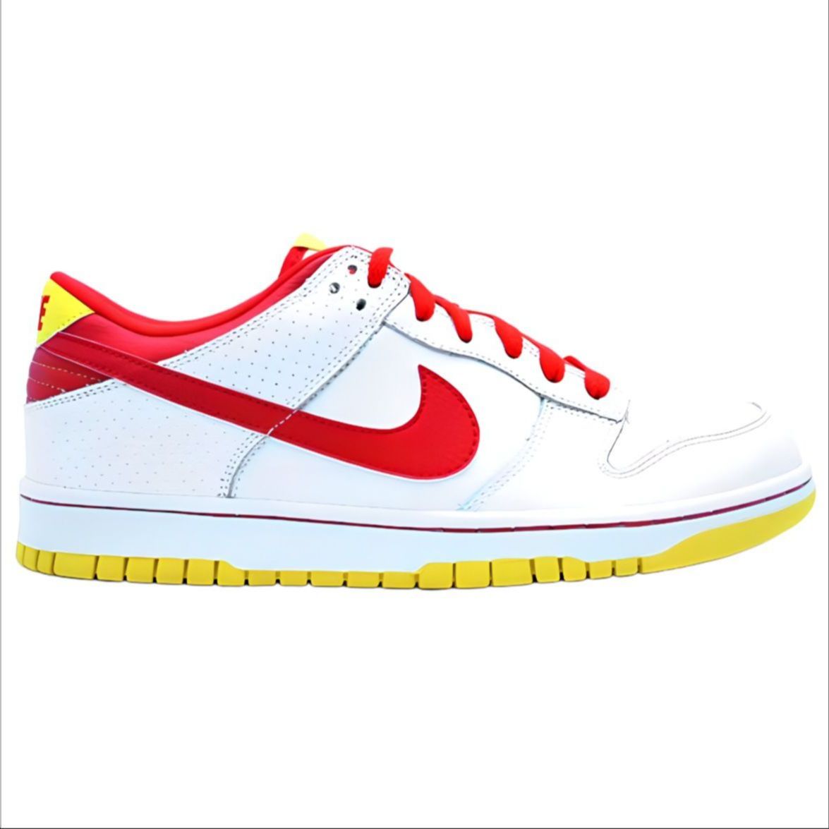 Shop 耐吉 NYX Dunk Low 'Ronald Mcdonald' 330938-161