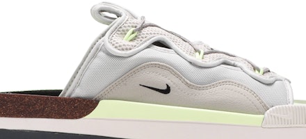 ナイキ オフライン 2.0 スリップオン "ライトボーンボルト" CZ0332-002 Order ナイキ オフライン 2.0 スリップオン "ライトボーンボルト" CZ0332-002