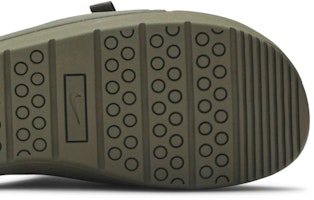 Nike Offline Slip-On 'Army Olive' Sepatu CT2951-300 Purchase Nike Offline Slip-On 'Army Olive' Sepatu CT2951-300