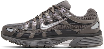 나이키 P-6000 스니커즈 CD6404-202 Lookbook 나이키 P-6000 스니커즈 CD6404-202