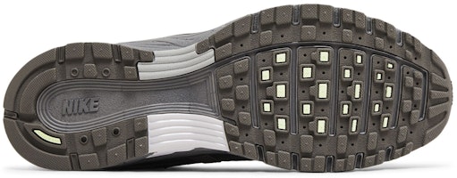 나이키 P-6000 스니커즈 CD6404-202 Shop 나이키 P-6000 스니커즈 CD6404-202