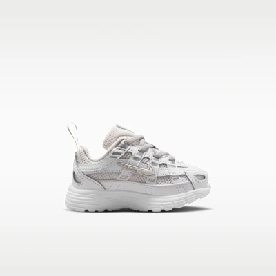 耐克 P-6000 白金色/白色/金属银/白金色 IO4646-017 Lookbook 耐克 P-6000 白金色/白色/金属银/白金色 IO4646-017