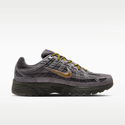 Nike P-6000 Premium CORDURA® Grigio Medio/Giallo Oro/Puntino Grigio/Grigio Cemento IH0946-201 Shop Nike P-6000 Premium CORDURA® Grigio Medio/Giallo Oro/Puntino Grigio/Grigio Cemento IH0946-201